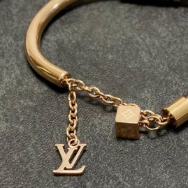 Picture of LV Bracelet _SKULVbracelet12161811418